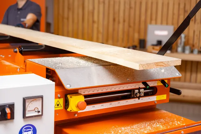 WM EG350 Kantverk, 2 blad 18,5 kW elmotor, 2-20min 