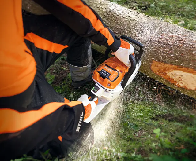 STIHL MSA 300 C-O 40cm sverdlengde. U/batteri og lader 