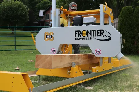 Frontier OS23 b&#229;ndsagbruk 7hk bensinmotor